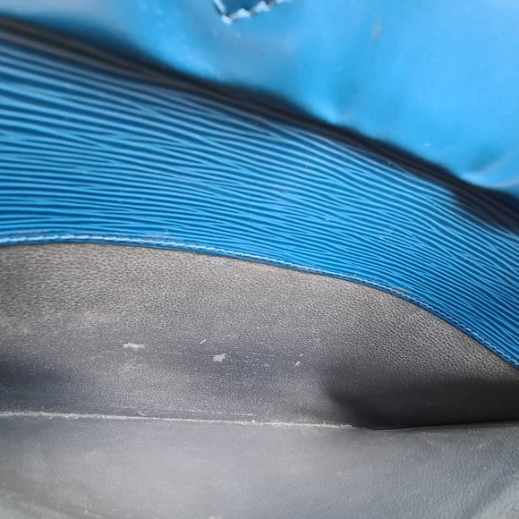 Louis Vuitton Riviera Blue handbag(SOLD) - Picture 8 of 14